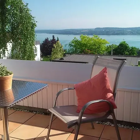 Mit Seeblick Und Dachterrasse In Apartment