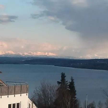 Mit Seeblick Und Dachterrasse In * Uberlingen