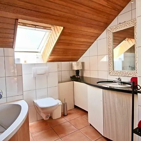 Mit Seeblick Und Dachterrasse In