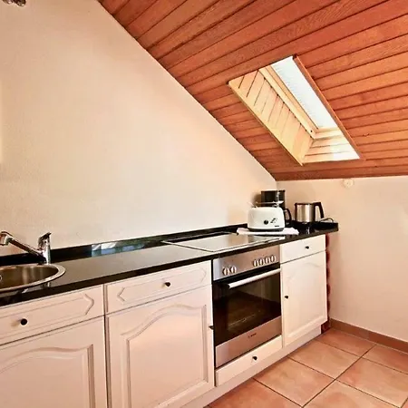 Mit Seeblick Und Dachterrasse In *