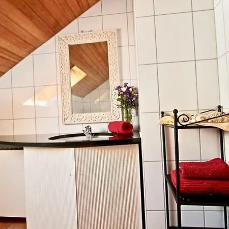 Mit Seeblick Und Dachterrasse In Uberlingen