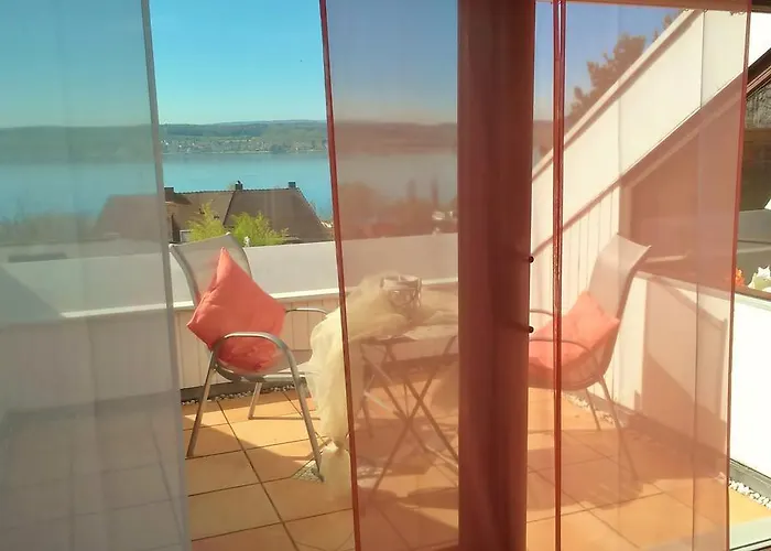 Mit Seeblick Und Dachterrasse In Appartement *