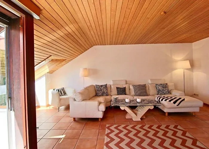 Mit Seeblick Und Dachterrasse In Uberlingen