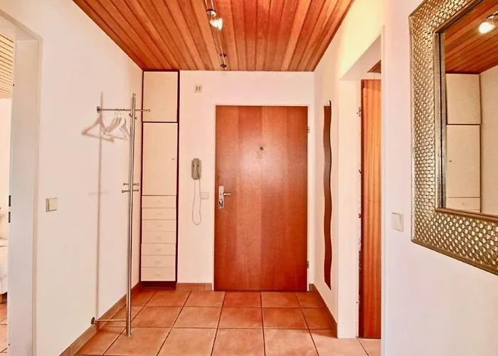 Mit Seeblick Und Dachterrasse In *